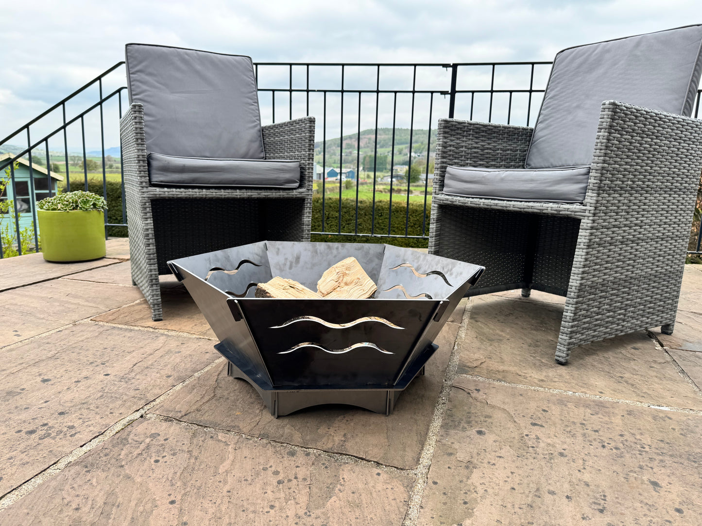 Collapsible hexagonal metal fire pit